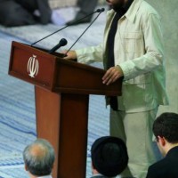 لقاء الإمام الخامنئي مع طلبة الجامعة